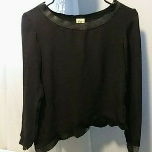 DL 1961 black blouse